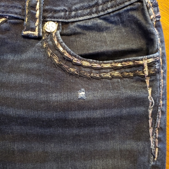 Miss me Jean's - Picture 4 of 13